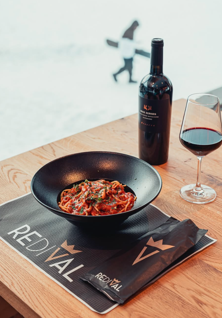 Redival Ristorante al Passo del Tonale. Un’esperienza autentica tra sapori locali.